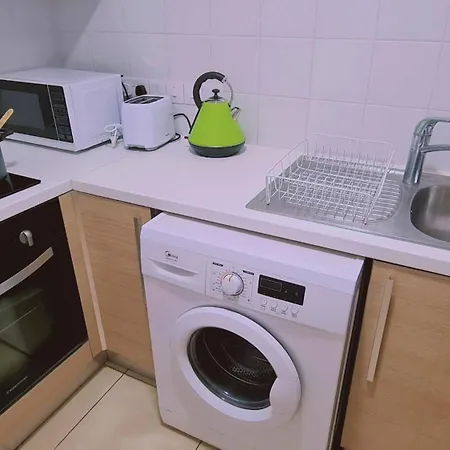 Eden Apartment *